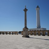 De vuurtoren op de rots in Santa Maria di Leuca.