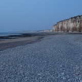 Kiezelstrand. Geen zandstrand hier.