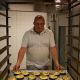 De eerste maaksels kunnen in de oven.