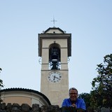 Kerktoren bij het Castello San Vigilio.