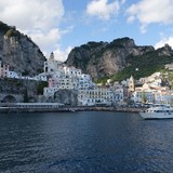 Amalfi vanaf de veerboot.