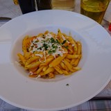 Lekkerste pasta deze vakantie (maccherone met saus van pompoen, calamari en mozzorella).